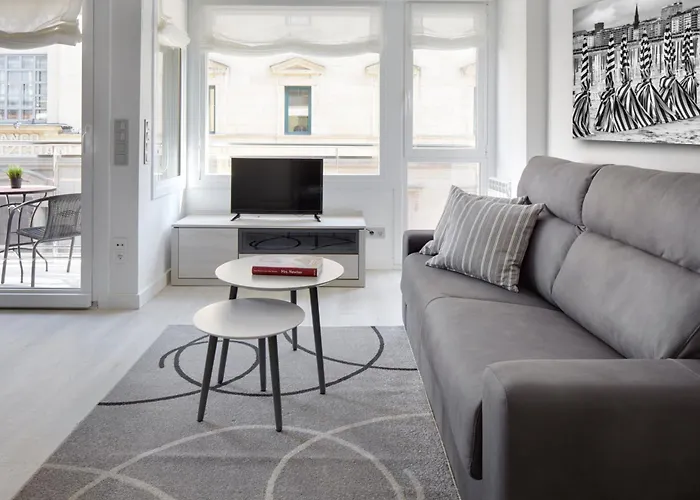 Fuenterrabia By Feelfree * San Sebastián